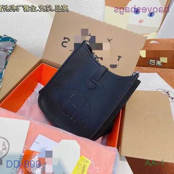 

Designer Bag Family Evelynbag 2023 h Totes Crossbody Women's Top Layer Cowhide Bags Litchi Pattern Mini Fashion Ins Purse Nk2c With Logo SW9V