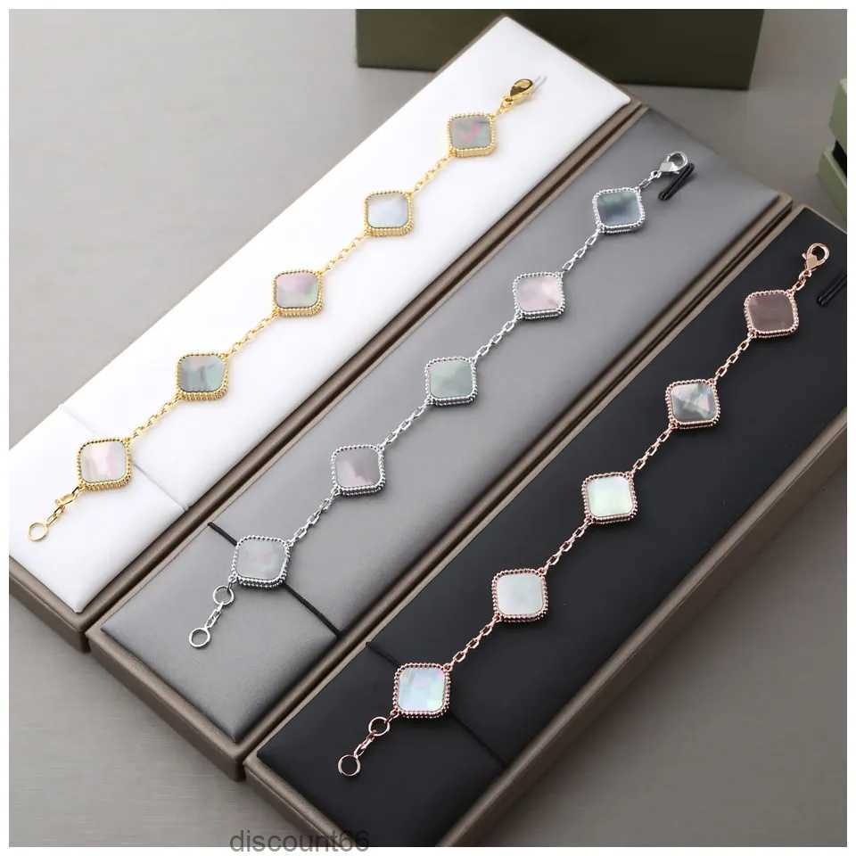 

Fashion Classic 4/Four Leaf Clover Charm Bracelets diamond Bangle Chain 18K Gold Agate Shell Mother-of-Pearl for Women Girls Wedding Mother's Day Jewelry gift3KAF