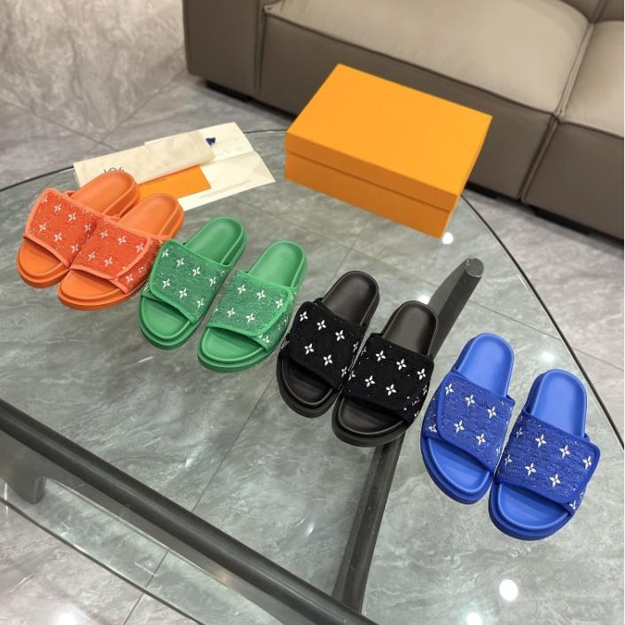 

VELCRO 2023 Newest Designer Leather Tucson Slippers, Box