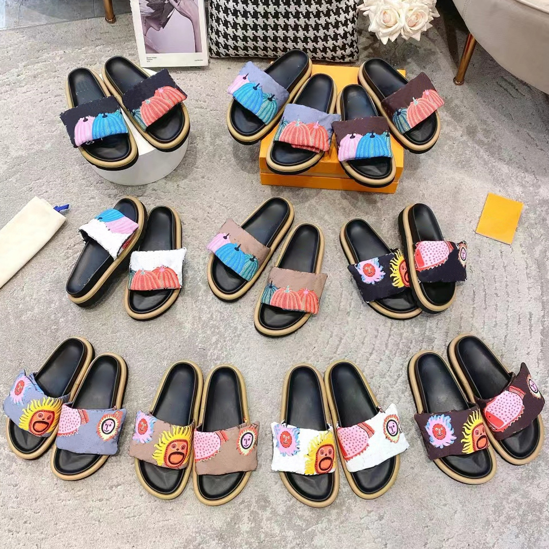 

Pool Pillow Flat Comfort Mule Designer Slippers Women Mens Slides Sandals Embossed Luxury Flat Slipper Summer Beach Fashion Mules Lady Slides With box Size 35-45, 31