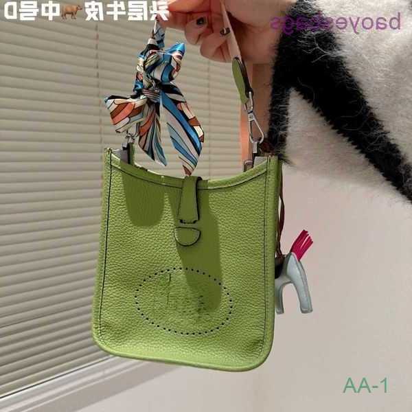 

Designer Bag Evelynbag Cow Top Totes Women's High End Layer Bags Bucket 2023 with Lychee Pattern h Hollow Out Single Shoulder Cross U2ux 1 With Logo UVOR