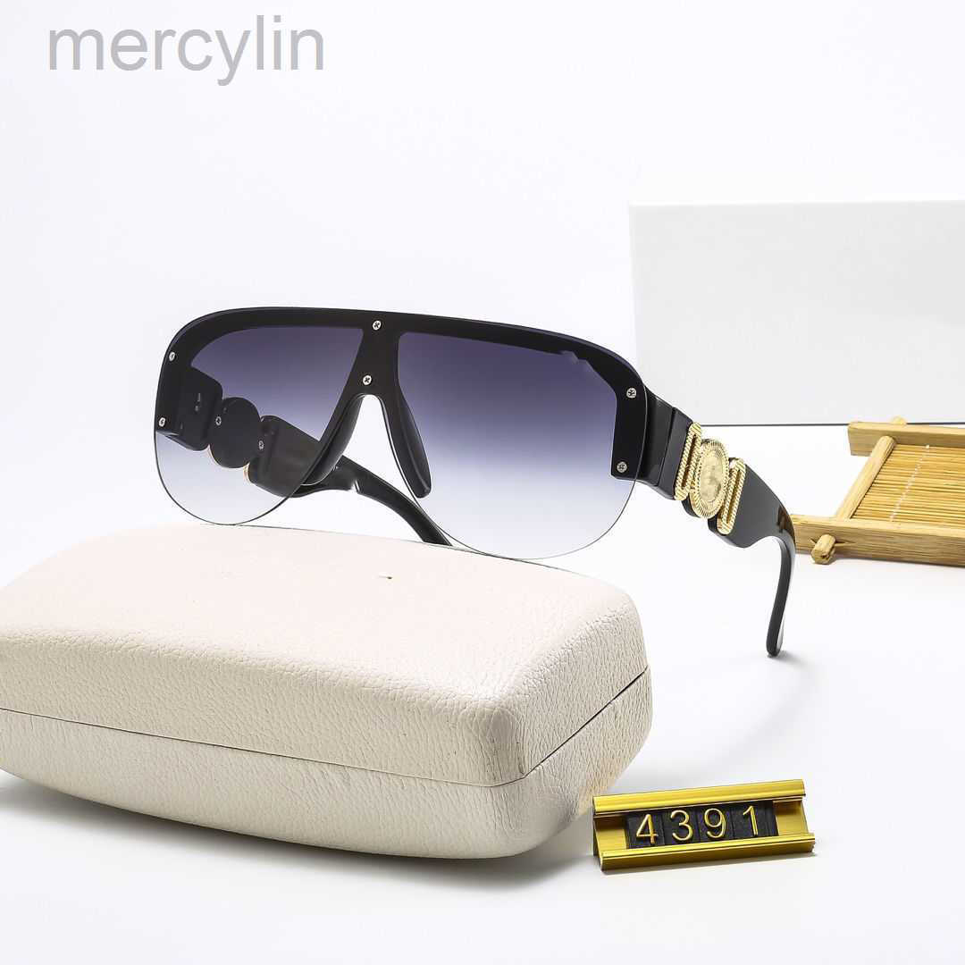 

Luxury Designer Versage Sunglasses Men's Women's Vercace Sunglasses Luxury Large Frame Sunglasses Anti Glare Sunglasses Personalized One Piece Glasses Grey