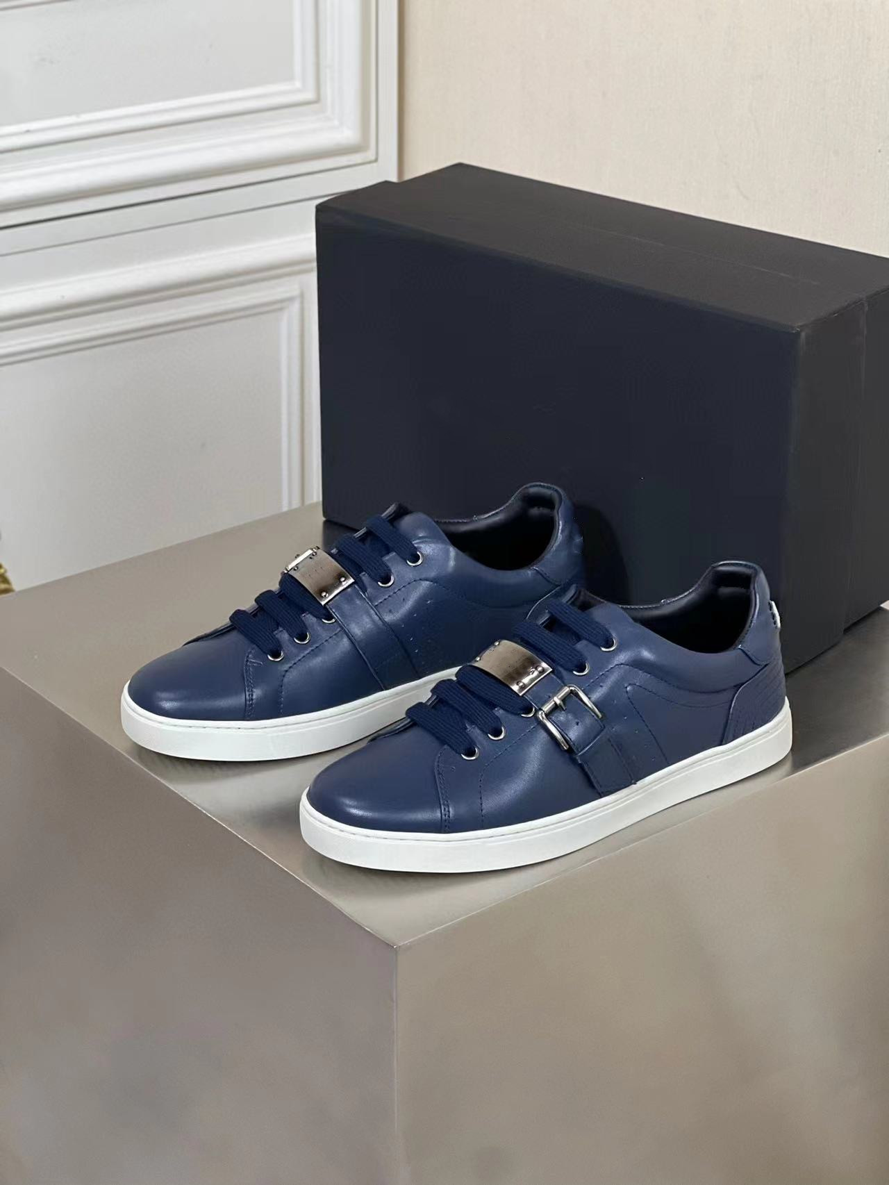 

Luxury shoes Classic black Men shoes real Leather mens sneakers Loafers lace up low top fashion casual shoe designers shoes man with box Lace of cowhide Designer shoes, Blue