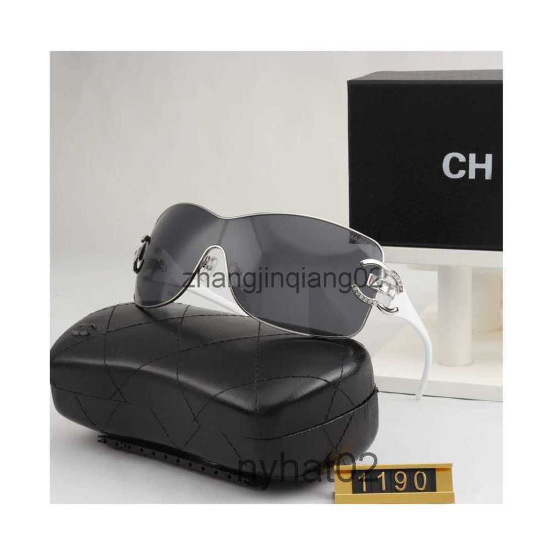 

Designer Channel Sunglasses Cycle Luxurious Fashion Sports Polarize Sunglass Men Women Vintage Baseball Summer Beach Driving Tourism Black White Sun Glasses