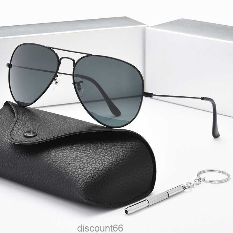 

Luxury Men Classic Pilot Designer Sunglasses HD Polarized Sun Glasses Driving Fishing Eyewear For Men Women UV400 ProtectionYRBV