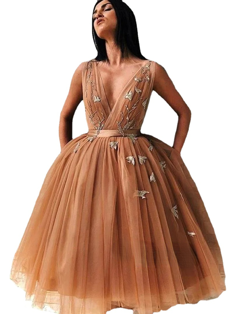 

Newest A Line Champagne Gold Tulle Short Homecoming Dresses A Line V Neck Ruffles Short Prom Gowns Sexy Open Back BC0691, Blue