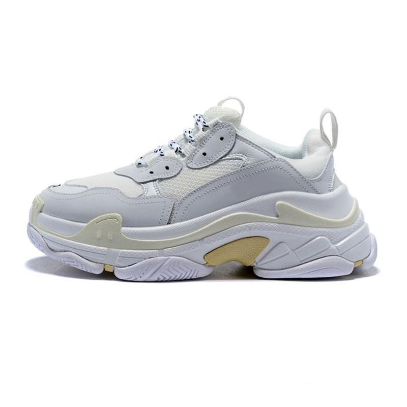 

2023 triple s mens women Casual Shoes fashion Luxurys Designers vintage sneakers black white grey purple tennis trainers jogging walking outdoor