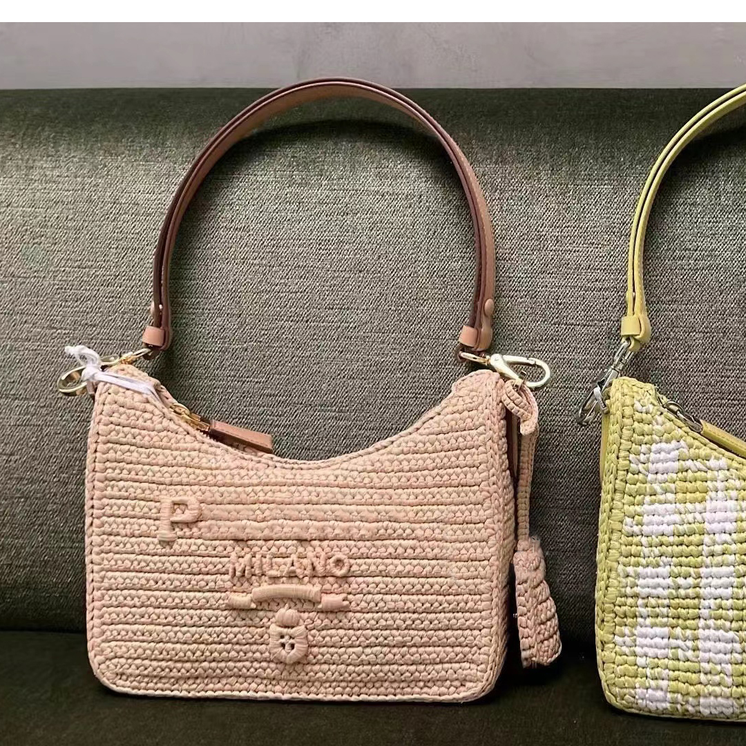 

Cross Body prad Re-Edition weave Straw hand bag duffle luxurys Designer travel classic Womens mens Wallets Half moon Shoulder Bag Totes lady weekend Clutch Bags chain, P-light blue