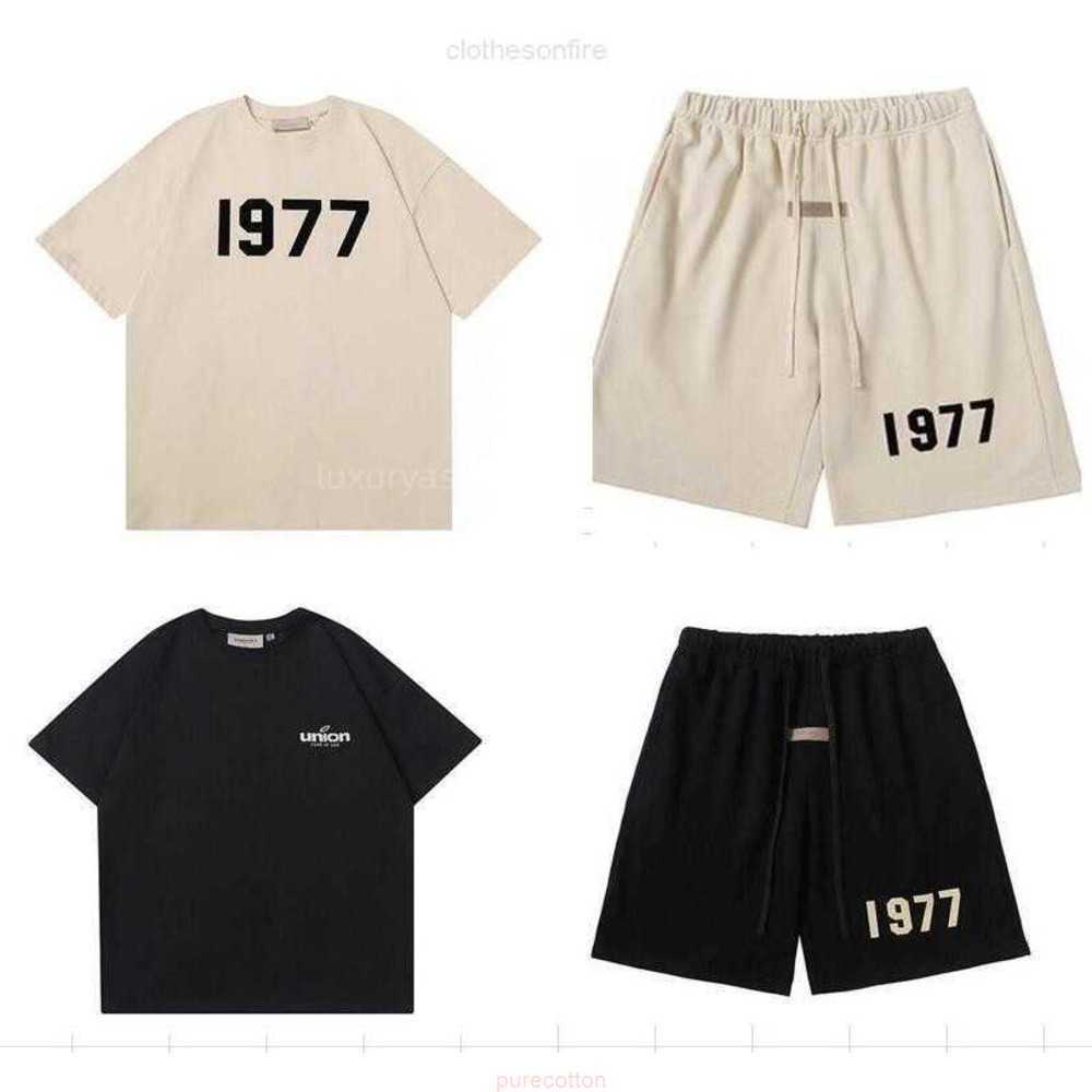 

FOG Ess Fashion Men Women friends t shirt cotton tshirts Skateboard Hip Hop Oversize High Street Unisex Couples Clothing for sale, 19