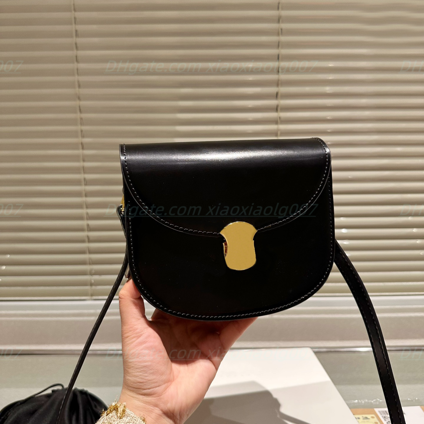 

Designer Elegant Tote Shopping Evening Bags Luxury Fashion Shoulder Bag Mini Cattlehide Women Black Totes Glossy Chain Clutch Bags, White