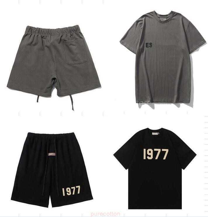 

FOG ESS Designer Mens T Shirts Tshirts of Chest god woman Letter Essentia Tshirt Tee Short Sleeve shirt Oversized Loose Oversize Casual 1977 T-shirts Tops, Cus12