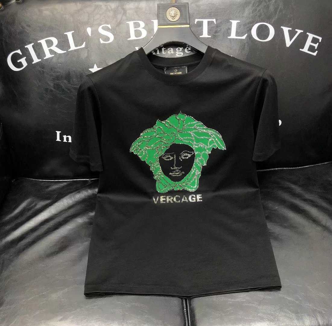 

Clothing Sets New Designer Style Children's Clothing Sets For Summer Boys And Girls Sports Suit Baby Infant Short Sleeve Clothes Kids Set 2-8 T T230422, Red black round head