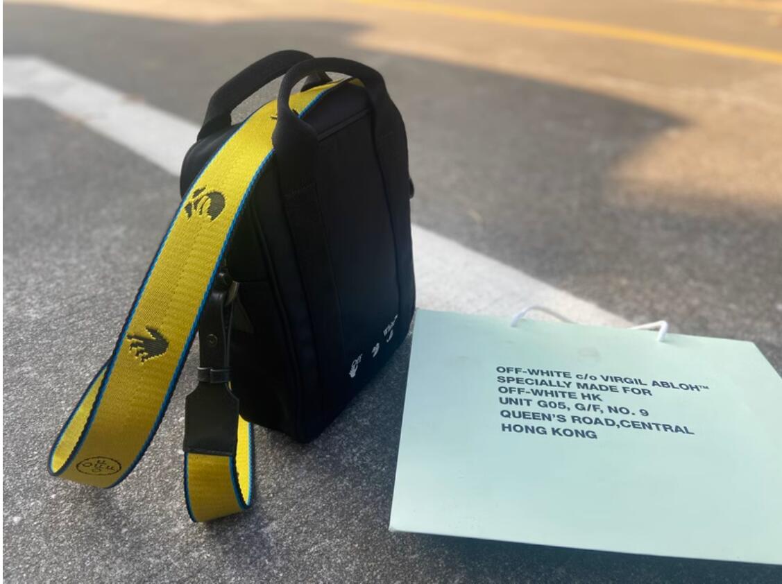 

Luxury MINI Men off Yellow canvas belt white Shoulder Bag canvas chest pack waist bags multi purpose satchel Messenger bags, Black