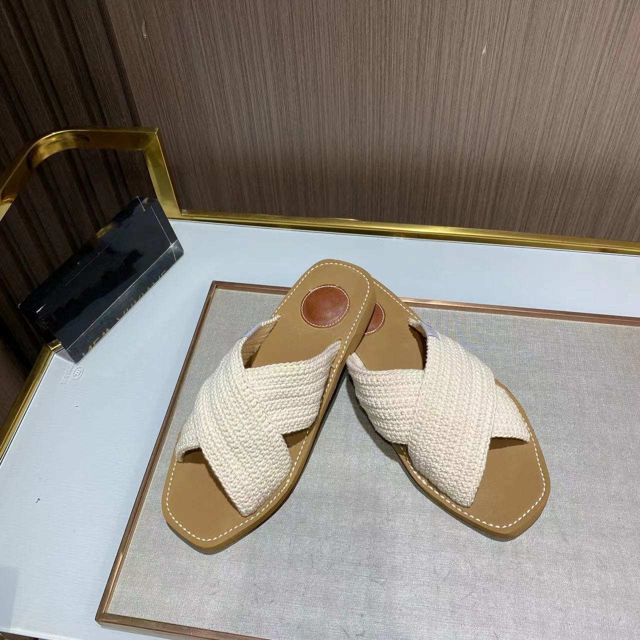 

2023 designer Woody sandals for women Mules flat slides Light tan beige white black pink lace Lettering Fabric canvas slippers womens summer outdoor shoes 35-42