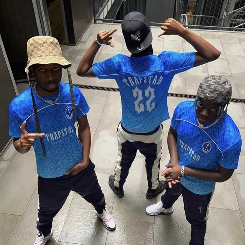 

Designer Fashion Clothing Tees Tsihrts Shirts American Street Fashion Trapstar Aop Gradient Loose Relaxed Mens Womens Sports Short Sleeve Tshirt Rock Hip hop Cotto, Gradient blue