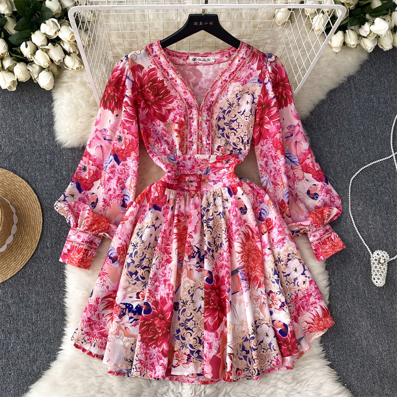 

Casual Dresses Spring Vintage Floral Printed Dress High Waist V-neck Lantern Sleeve Short Pleated Dress White Red Long Sleeve A-line Dresses 2023, Same as picture