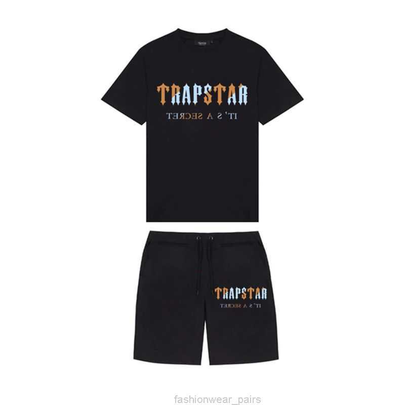 

Designer Fashion Clothing Mens Tracksuits Tees Tshirts Shirts Shorts New Fashion Trapstar Lettered Casual Sportswear Tshirt Set Mens Womens Tshirt Shorts Twopiec, Shipping fee