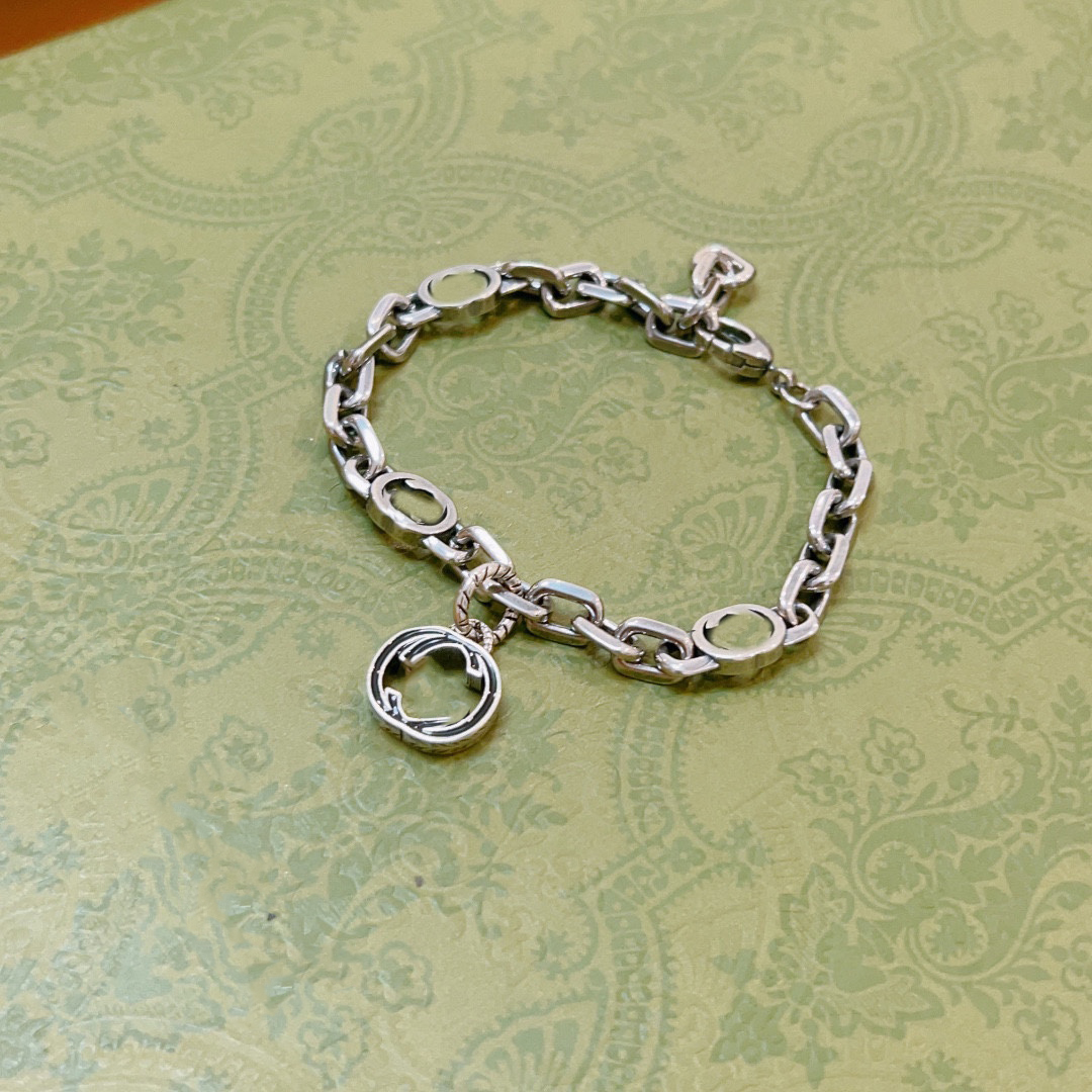 

Designer Charm Bracelets GGity Brand Jewelry Women Fashion Chains Luxury Bracelet Pearl for Woman Gifts Men mjh05