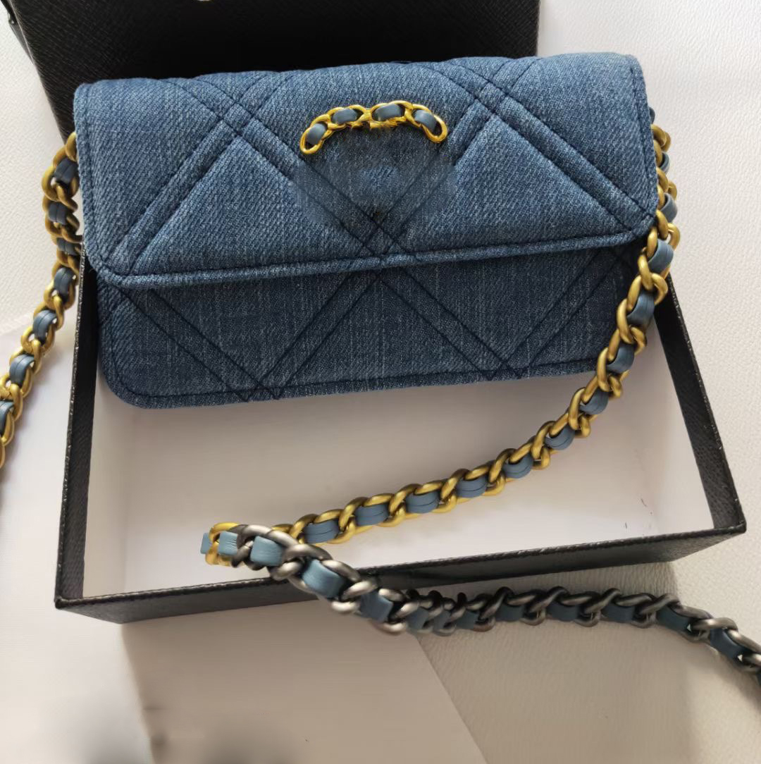 

CHANNEL Fashion Designer Bags messenger bag shoulder bag womens purses and handbags crossbody bag Denim Classic diamond plaid embroidery thread, Black