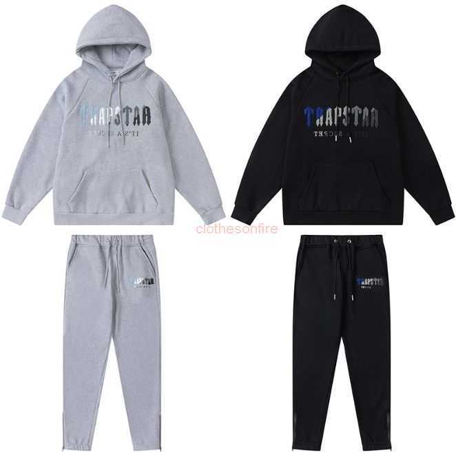 

Designer Clothing Mens Sweatshirts Fashion Streetwear Trapstar Street Fashion Brand Towel Embroidery Letter Ins Mens Womens Loose Sports Casual Suit Plush Pullov, Shipping fee