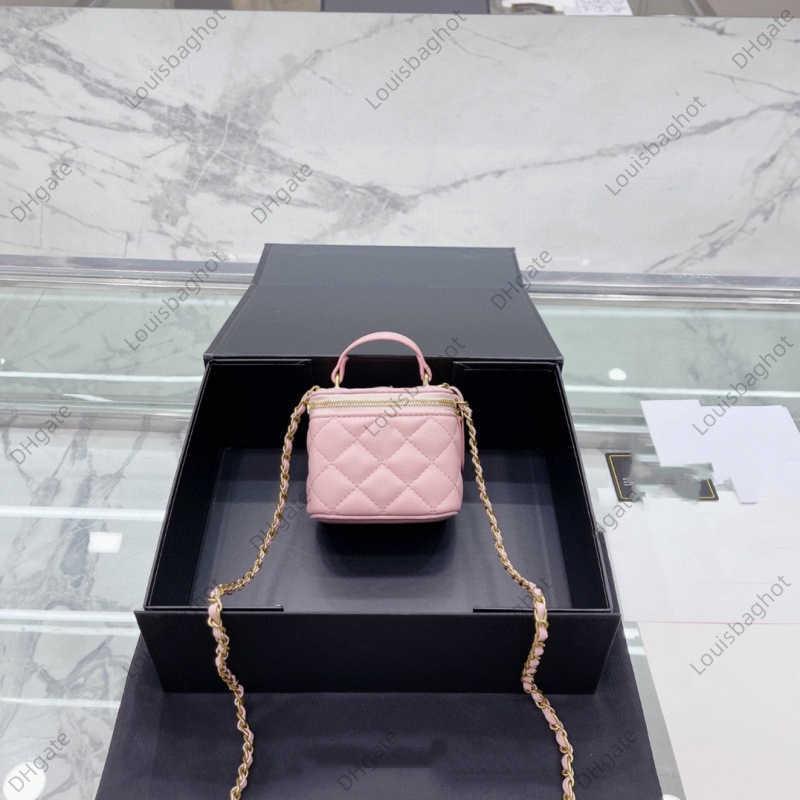 

Leisure Small Fragrance Lingge Box Bag Fashion Portable Mini Flap Bag Messenger Chain Bag Women's Bag, White7