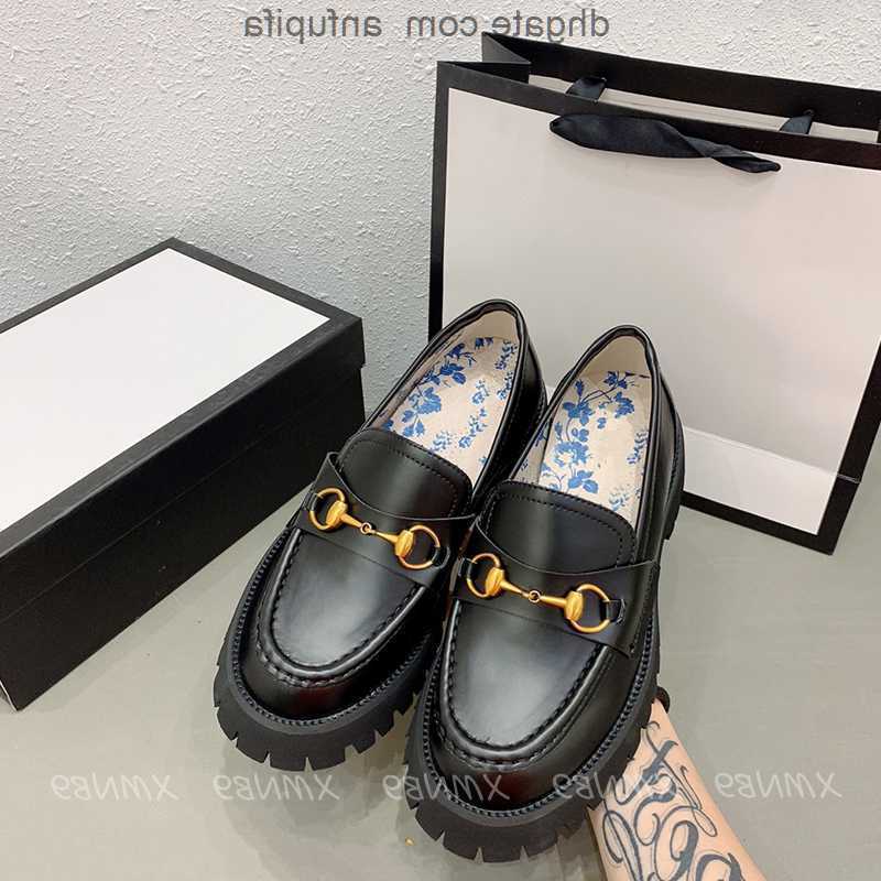 

2023 College Style Loafer Girls Dress Platform Shoes Small Bee Embroidery Designers Luxurys Loafers Casual¡gUcCiS¡Shoe Size 35-40, Black