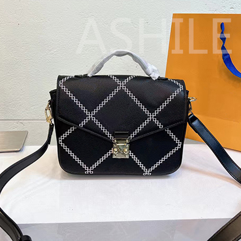 

Designer Fashion Womens Cross Body Handbags Good Texture Temperament Personality Women Totes, White