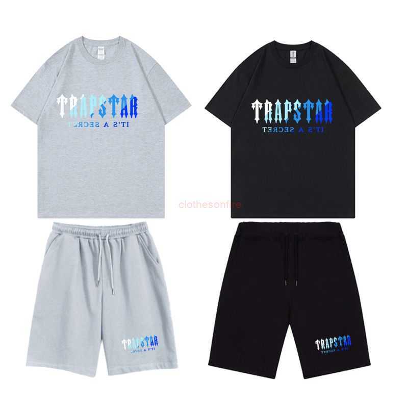 

Designer Fashion Clothing Mens Tracksuits Tees Tshirts Shirts Shorts New Fashion Trapstar Lettered Casual Sportswear Tshirt Set Mens Womens Tshirt Shorts 2024, Shipping fee