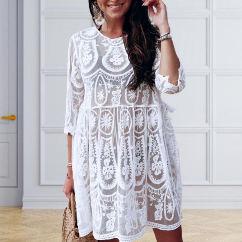 

Women's Swimwear O-Neck Half Sleeve Bikini Cover Up Flowy Hem Backless Sunscreen Dress See-through Embroidery Pattern Lace Beach For, White