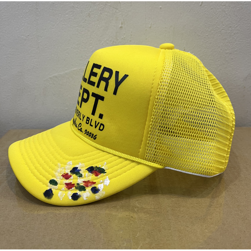 

Ball Caps Gp Graffiti Hat Casual Lettering Galleryes Curved Dept Brim Baseball Cap Men Women Letters Printing, Red