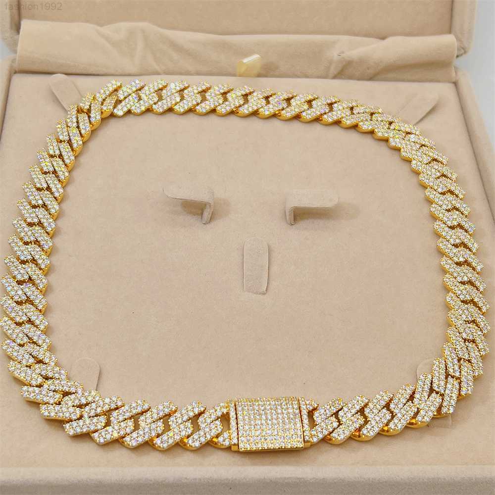 

Hip Hop Shining Jewelry Iced Out 15mm Vvs d Color Moissanite Diamond 10k Gold Cuban Link Chain