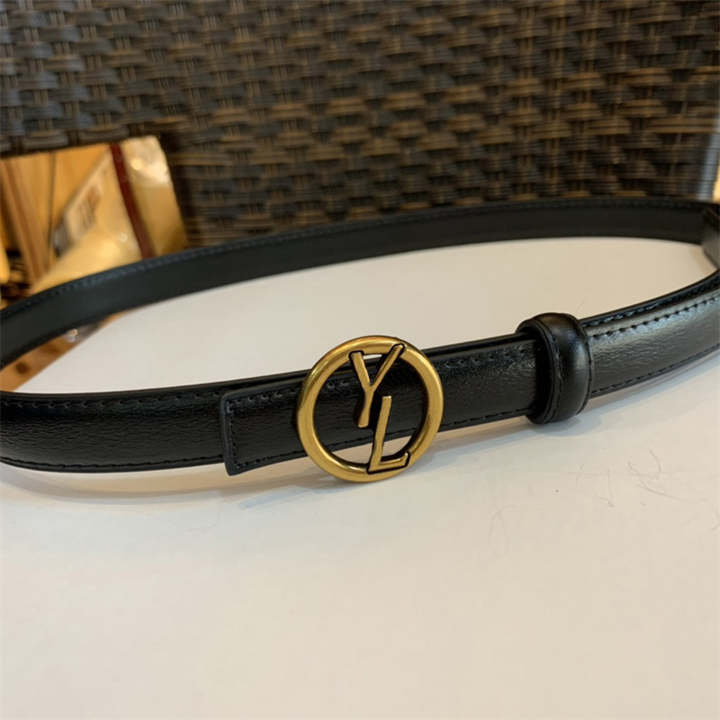 

Men Designers Belts For Unisex Fashion Vintage Genuine Leather Cintura Width 2.0cm Luxurys Brands Golden Letters Smooth Buckle Waistbands