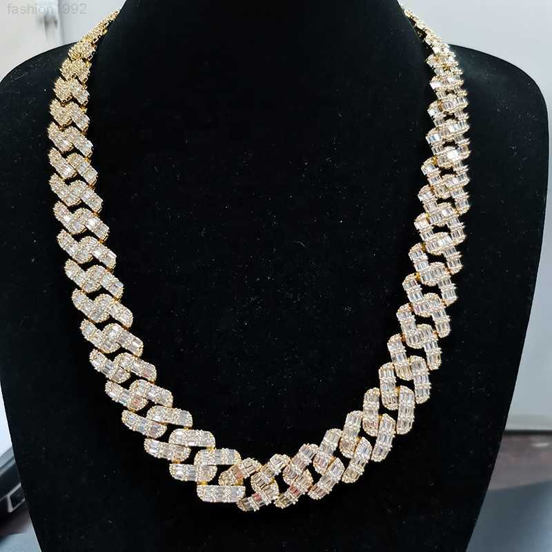

Customized Style Rapper Luxury Jewelry 18mm Width Baguette Moissanite Diamond Iced Out Miami Cuban Link Chain
