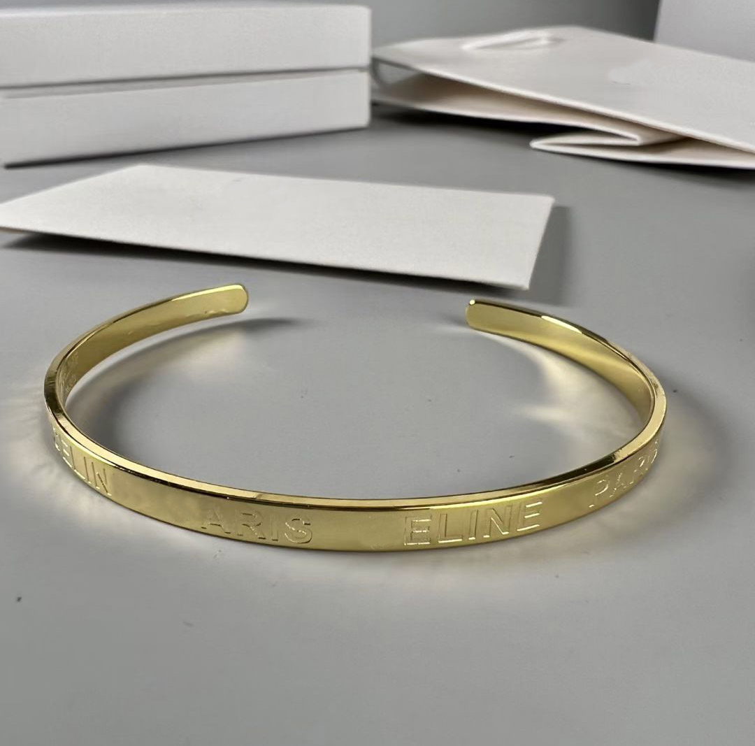 2023 Luxury quality charm opened bangle in two colors plated have stamp box PS7164B