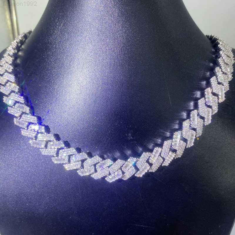 

Prong Cuban Chain Diamond 15mm S925 Moissanite Clustered Chains Necklace