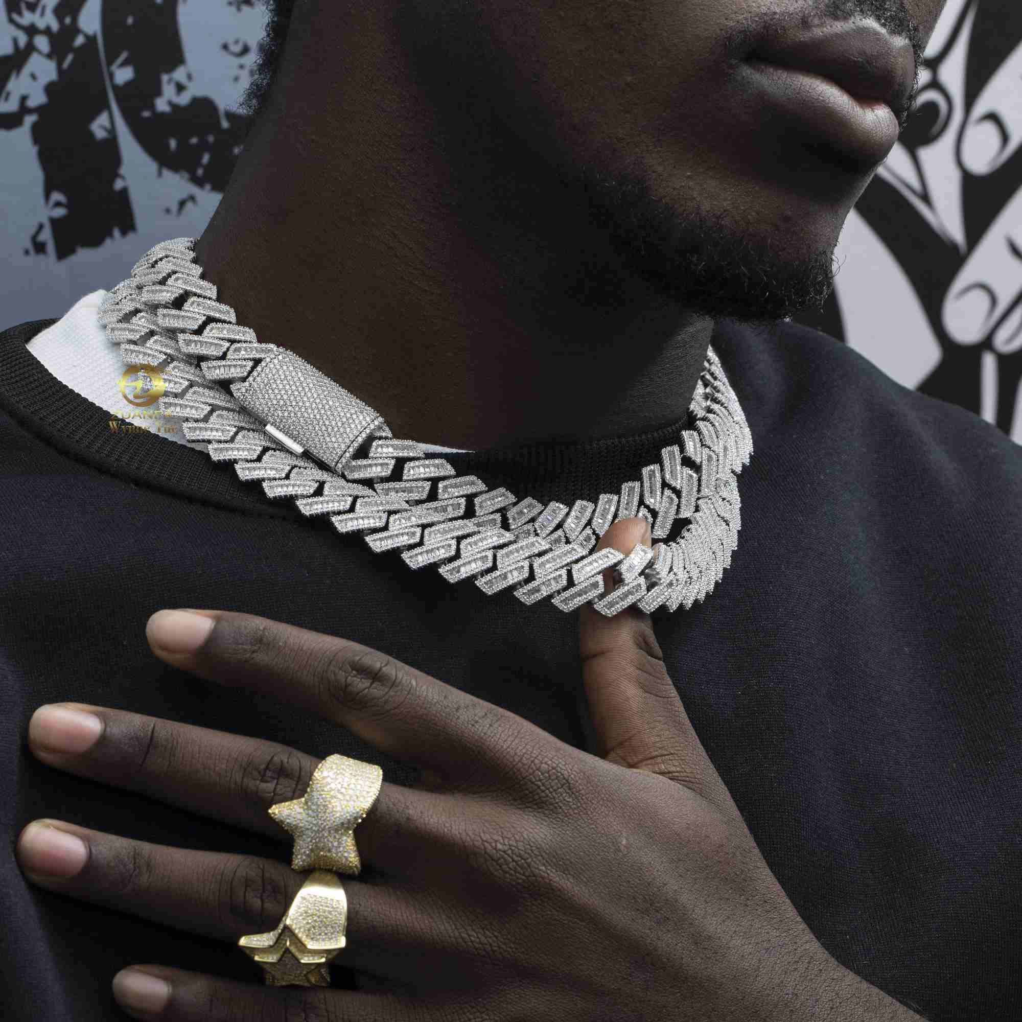 

Iced Out Vvs Baguette+round Custom 18mm Moissanite Cuban Link Chain Hip Hop