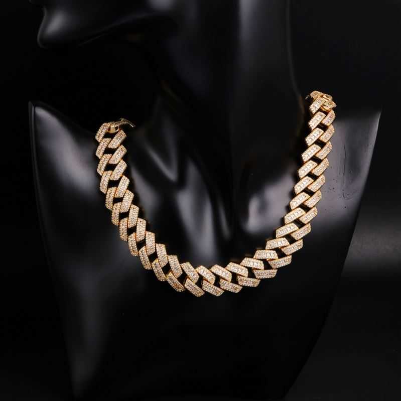 

Custom Iced Out Men Yellow Gold Plating 925 Sterling Silver Cuban Link Chain Quality Moissanite Diamond Hip Hop Jewelry