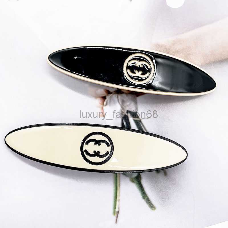 

Luxury Barrettes Designer Womens Korean Acrylic French celebrities Hairpin Brand Simple design black white Headband Leisure Hairclips Fashion Hair Clips