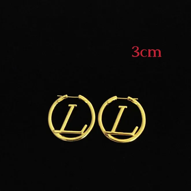 Luxury Designers Ladies Hoops Earrings Fashion Womens Big Circle Simple Earring Jewelry Earrings Letter Stud Earring Wholesale 2306201BF-image-925995674