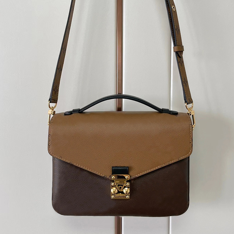 

Luxury Designer Bag Embossing flower Women Handbag Messenger bags EPI Genuine Leather metis Elegant Women Shoulder handbags m44875 Men Crossbody wallet, White embossing