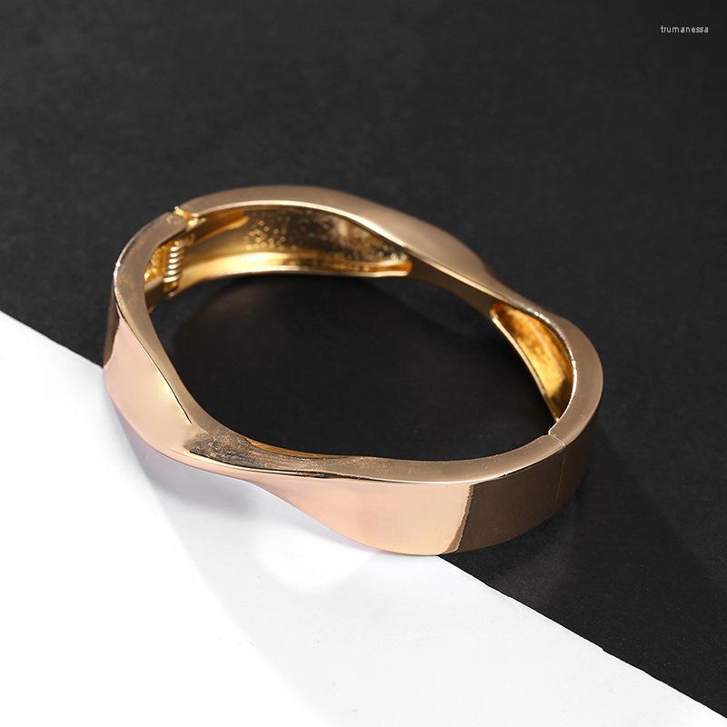 

Bangle Bow Shape Gold Color Bracelet For Women Wedding Party Jewelry GiftBangle Raym22