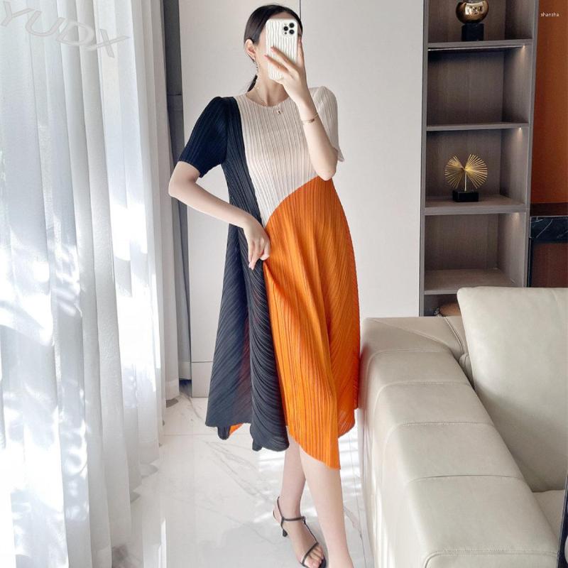 

Party Dresses YUDX Miyake Pleated 2023 Spring And Summer Splicing Skirt French Fashion Long Thin Women Prom Sexy Dress, Black
