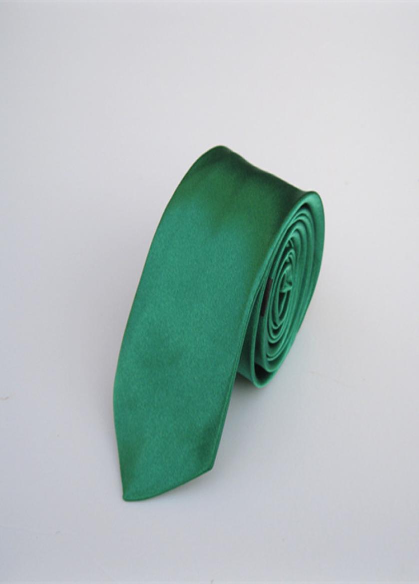

LEAF GREEN Wedding Banquet Slim Classic New Men039s 5cm Skinny Ties Solid Color Necktie5874037