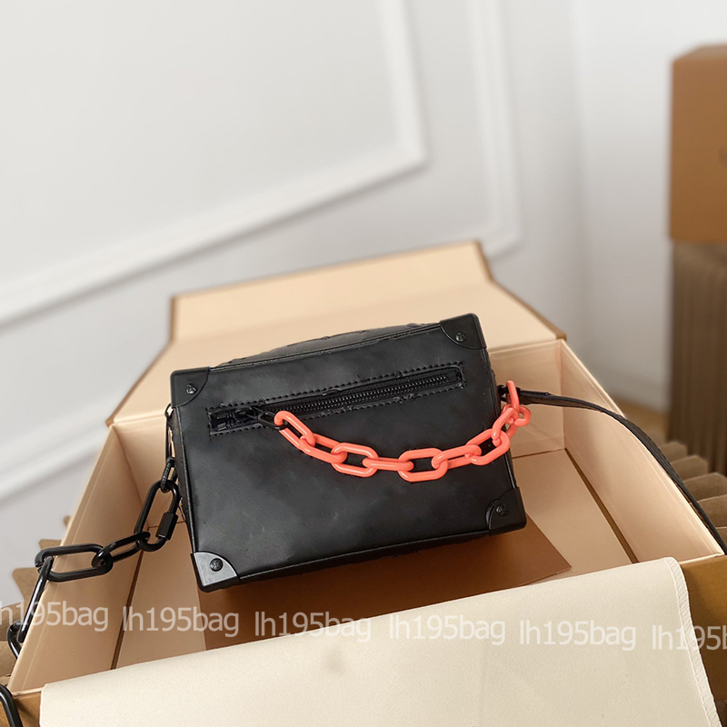 

M58906 Mini Soft Trunk Chain Embossed Box Bag Small Square Bag Unisex Crossbody Bag Small Case, Black