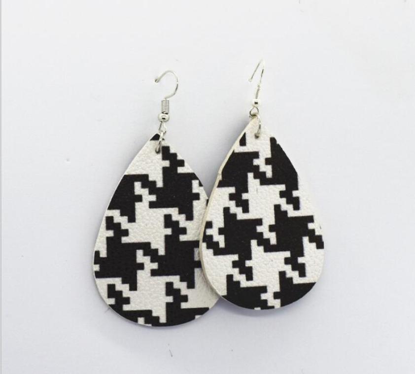 

Beautiful Mixed Styles PU leather Scottish style Plaid leather Drop Earrings Lady Girls Earrings Whole7482792