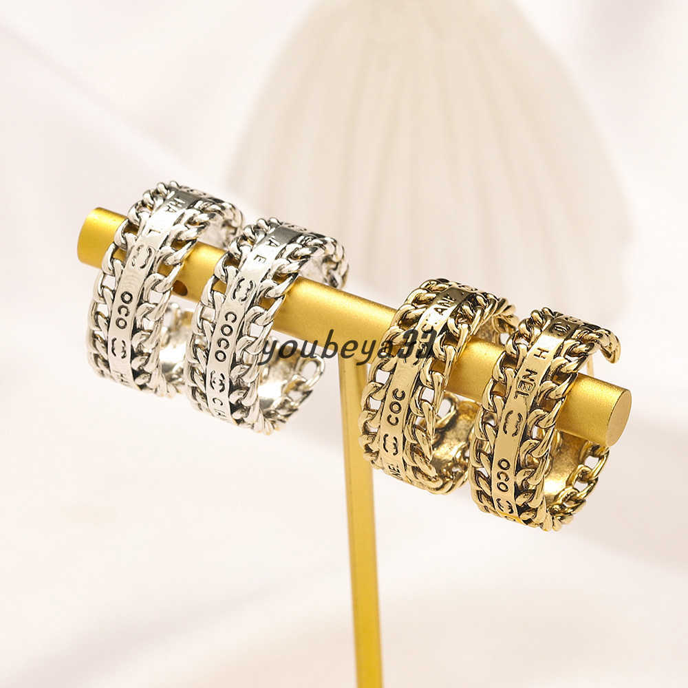 

Designer Love Stud Earrings 2023 New Gift Charm Earrings Designer Stainless Steel Jewelry Earrings Wedding Party Accessories 925 Silver Women's Jewelry Wholesale