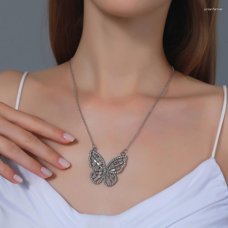 

Chains Fashion Women Necklace Korea Style Luxury Butterfly Pendant Gift For Girl Cute Lovely Neck Jewelry Wholesale