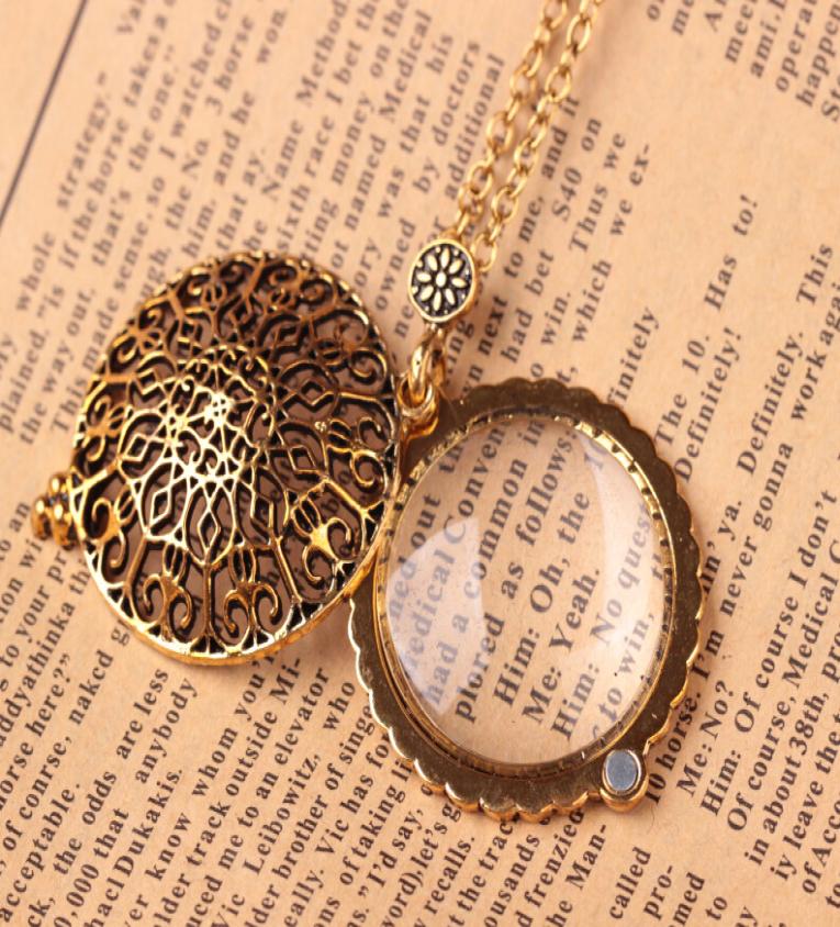 

Kimter Hollow Pattern Circle Cabochon Domed Magnifying Glass Necklace Unisex Magnifier Pendant Antique Gold Alloy Necklaces Jewelr4834376