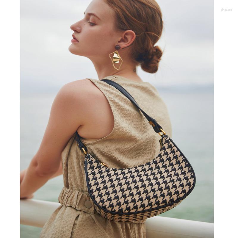 

Evening Bags Advanced Sense Small Group Underarm Bag Women's Shoulder Leisure Thousand-bird Handbag Crescent-shaped Messenger, Black