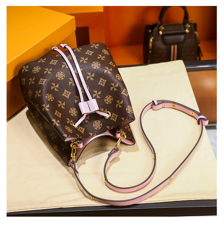 

Designer Tote luxury Shopping Bags Women Leather Shoulder Bag leather Lady Fashion Woman Handbags business totes Purse Messenger embossing flower laptop Wallets, 22